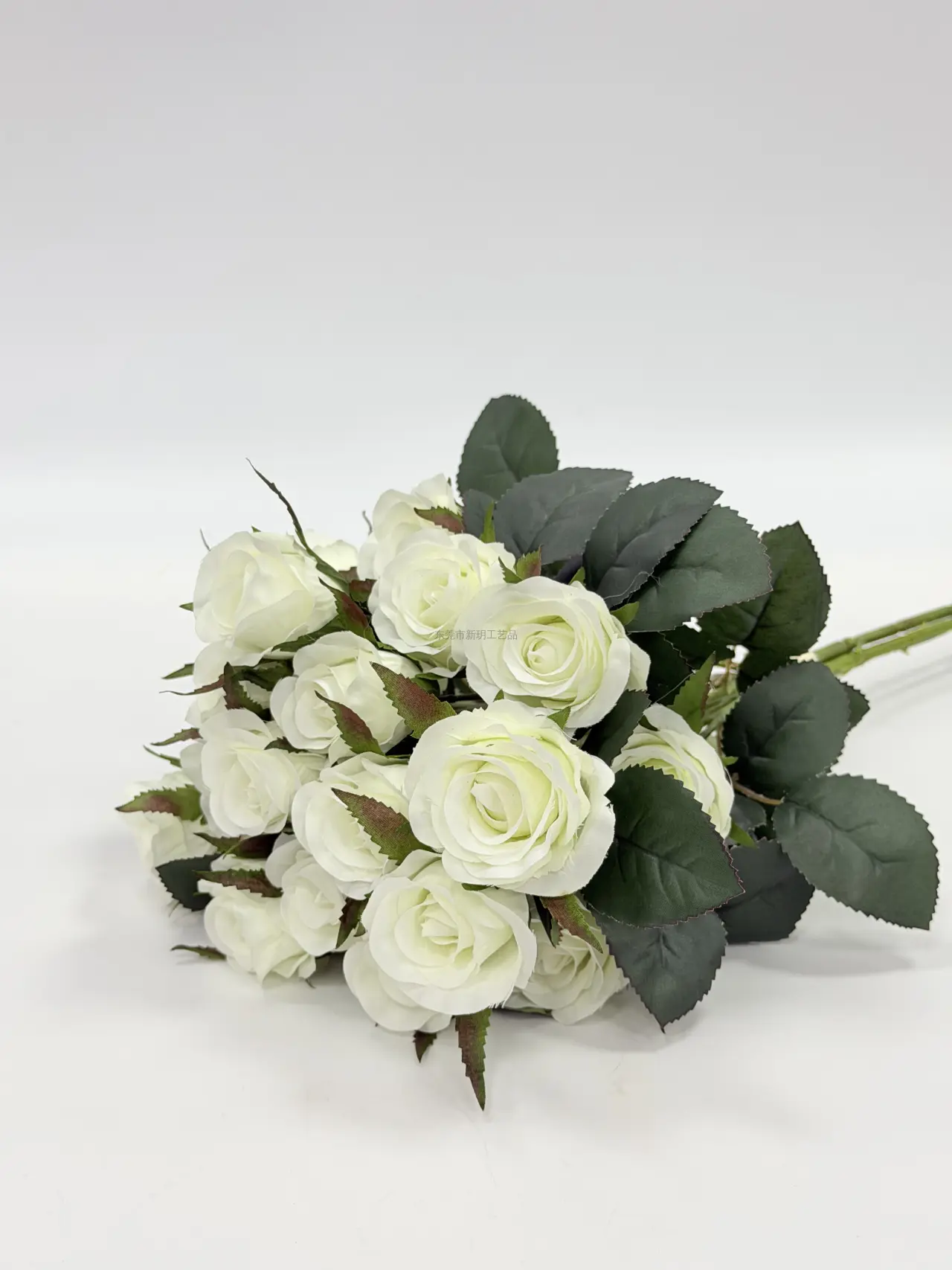 زهور XinYue الاصطناعية - 把束仿真玫瑰花JH163-1